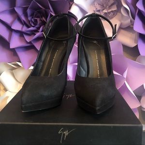 Giuseppe Zanotti Black Heels